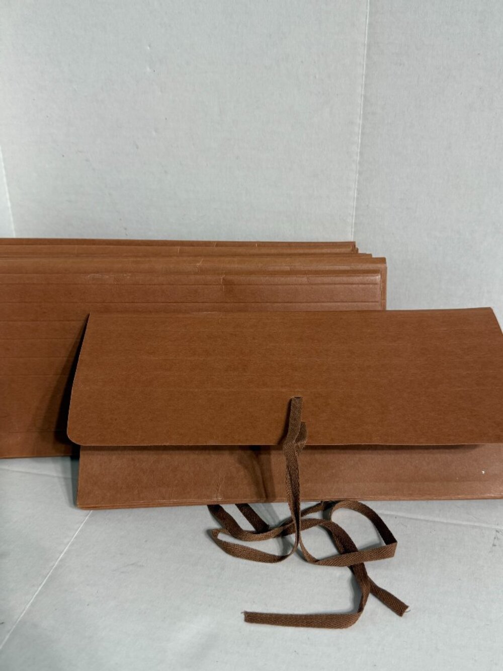 Vintage Smead No. 1049E Expandable Envelopes with Fabric Tie Set Of 7 - Read Lo
